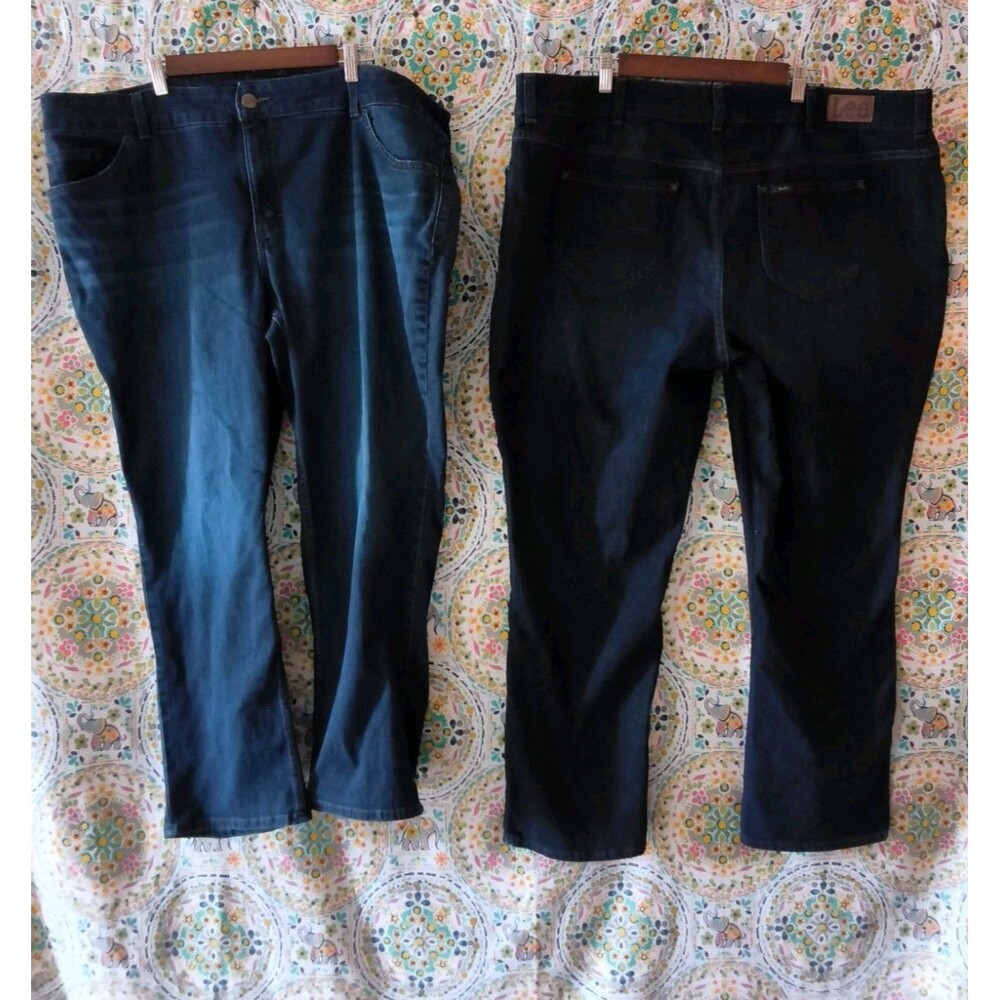Lee Regular Fit Straight Leg Mid Rise Dark Denim Jean Women's 26 (Lot of 2!)